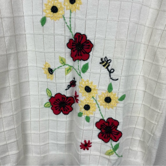 Vintage Short Sleeve Embroidered Sweater - Picture 4 of 5